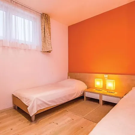 Awesome In With Outdoor Swimming Pool, Sauna And Swimming Pool Appartamento Novi Vinodolski