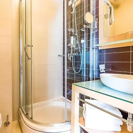Awesome In With Outdoor Swimming Pool, Sauna And Swimming Pool