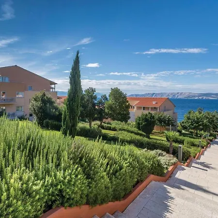 Appartamento Awesome In With Outdoor Swimming Pool, Sauna And Swimming Pool